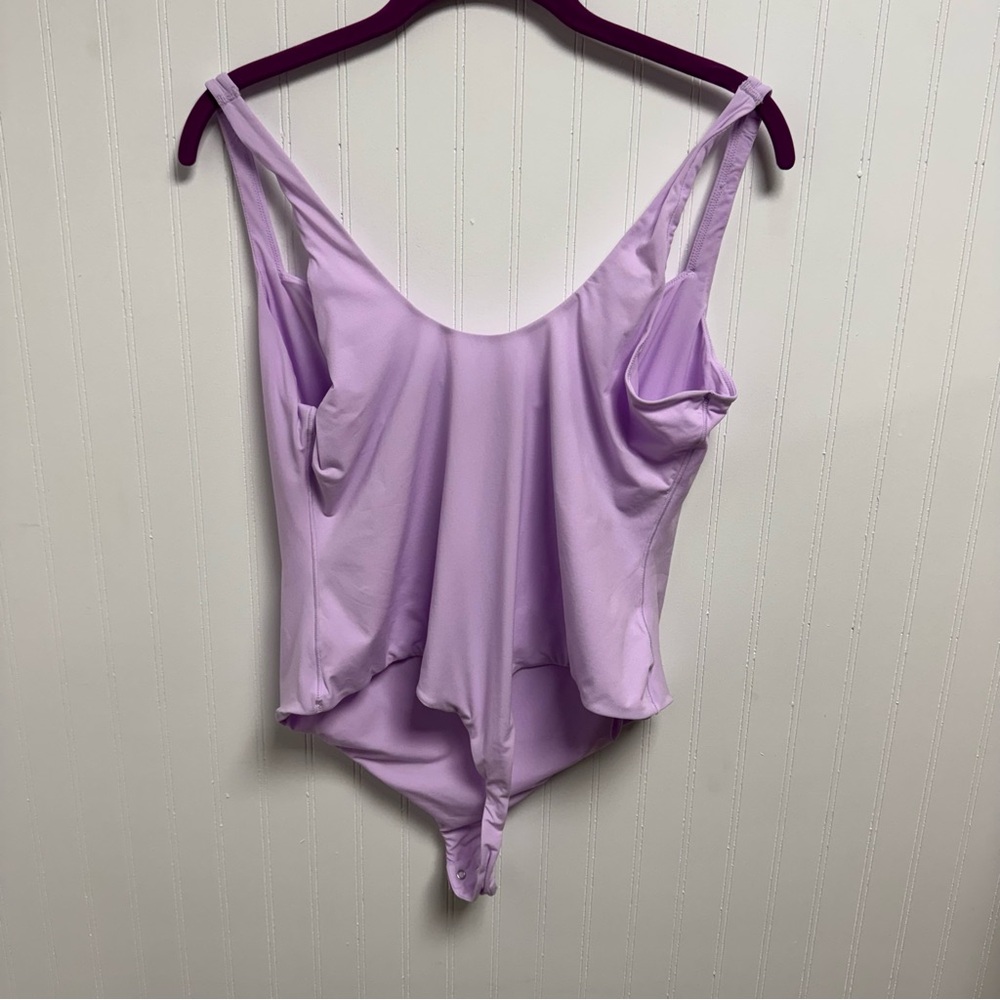 Skims Fits Everybody Square Neck Sleeveless Thong Bodysuit - Picture 2 of 5